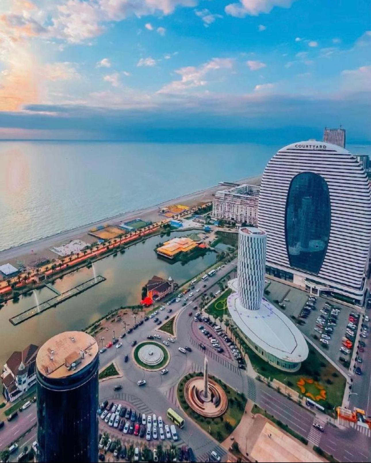 Orbi City Apartment With Sea View باتومي المظهر الخارجي الصورة