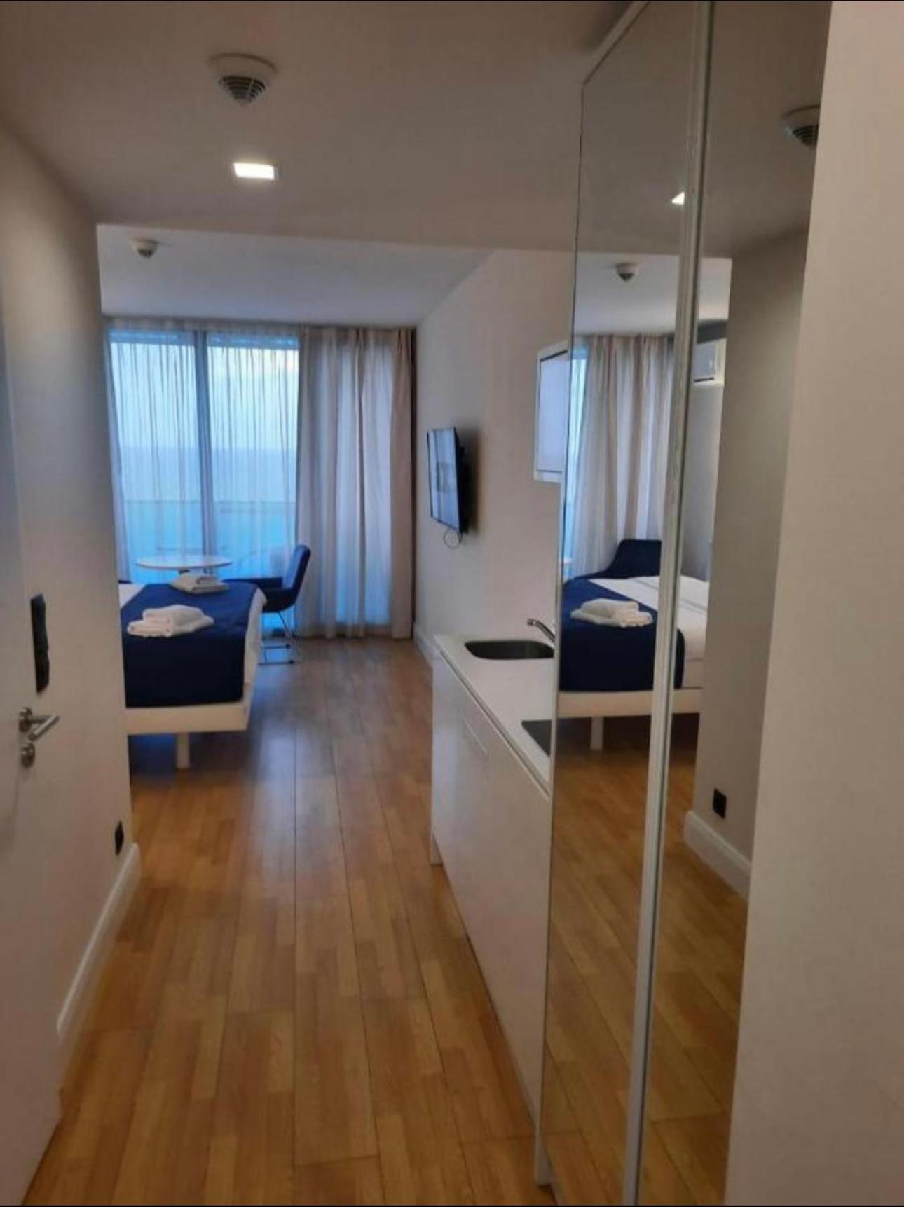 Orbi City Apartment With Sea View باتومي المظهر الخارجي الصورة
