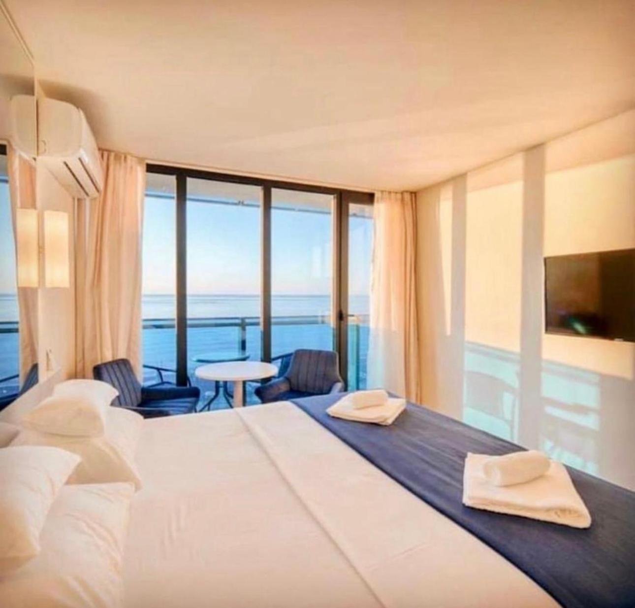 Orbi City Apartment With Sea View باتومي المظهر الخارجي الصورة