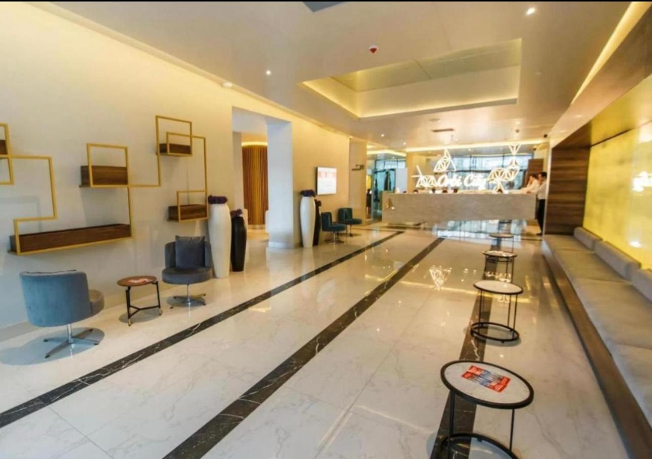 Orbi City Apartment With Sea View باتومي المظهر الخارجي الصورة