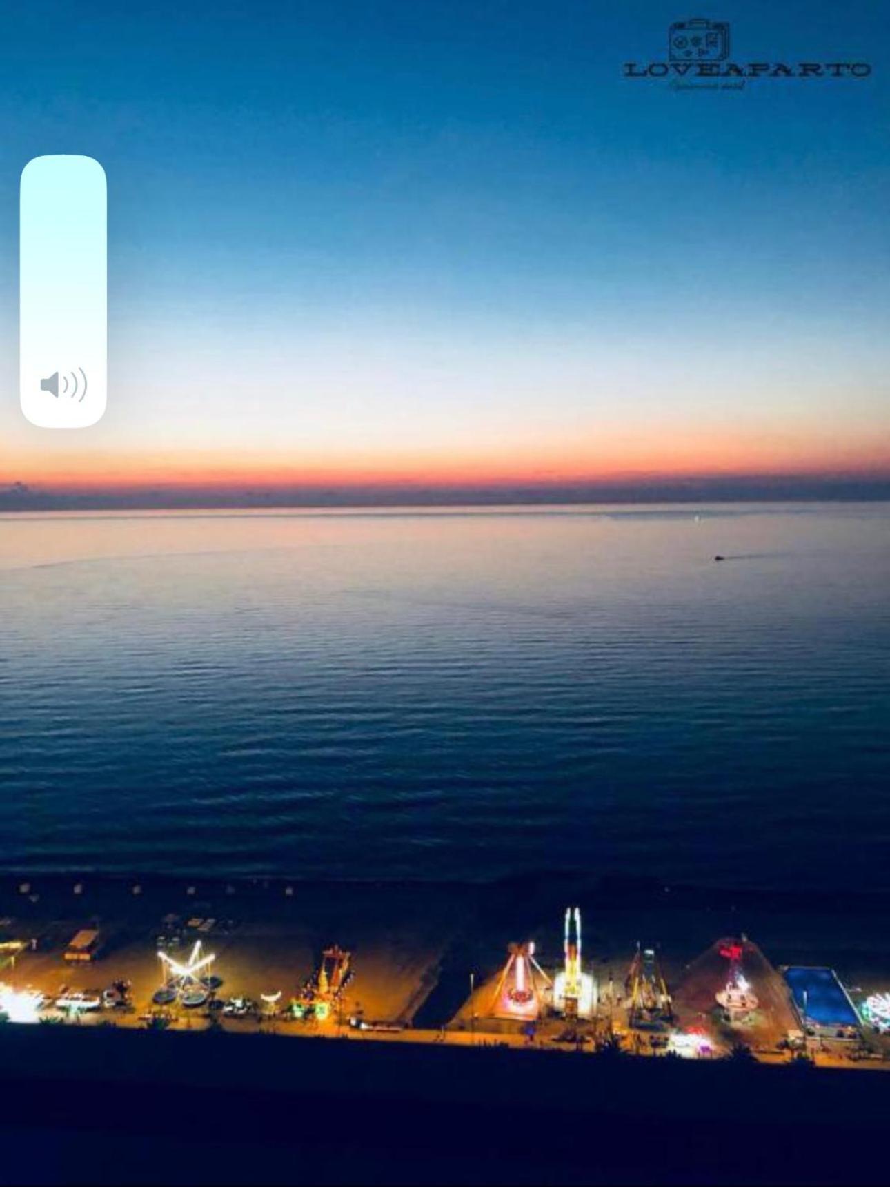 Orbi City Apartment With Sea View باتومي المظهر الخارجي الصورة