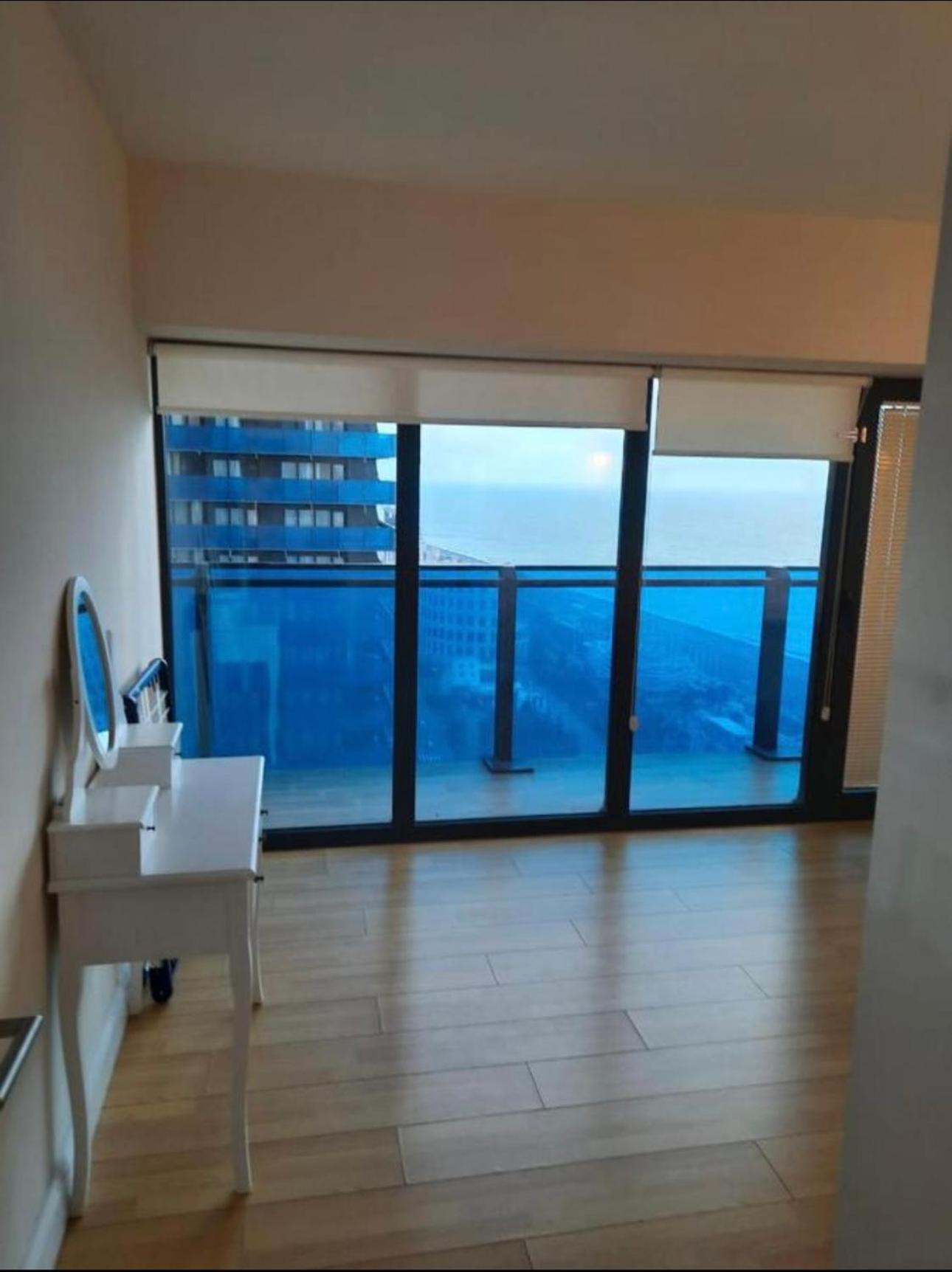 Orbi City Apartment With Sea View باتومي المظهر الخارجي الصورة