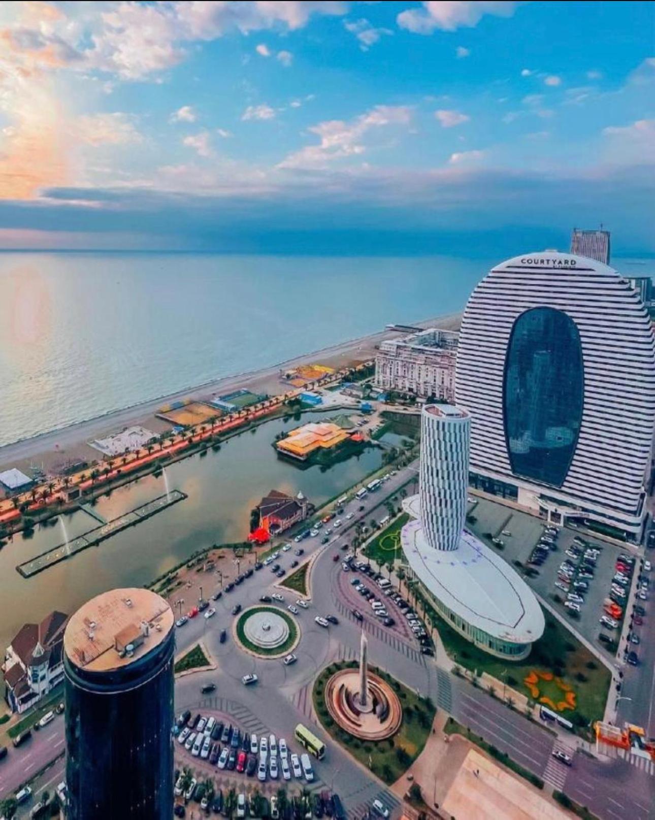 Orbi City Apartment With Sea View باتومي المظهر الخارجي الصورة
