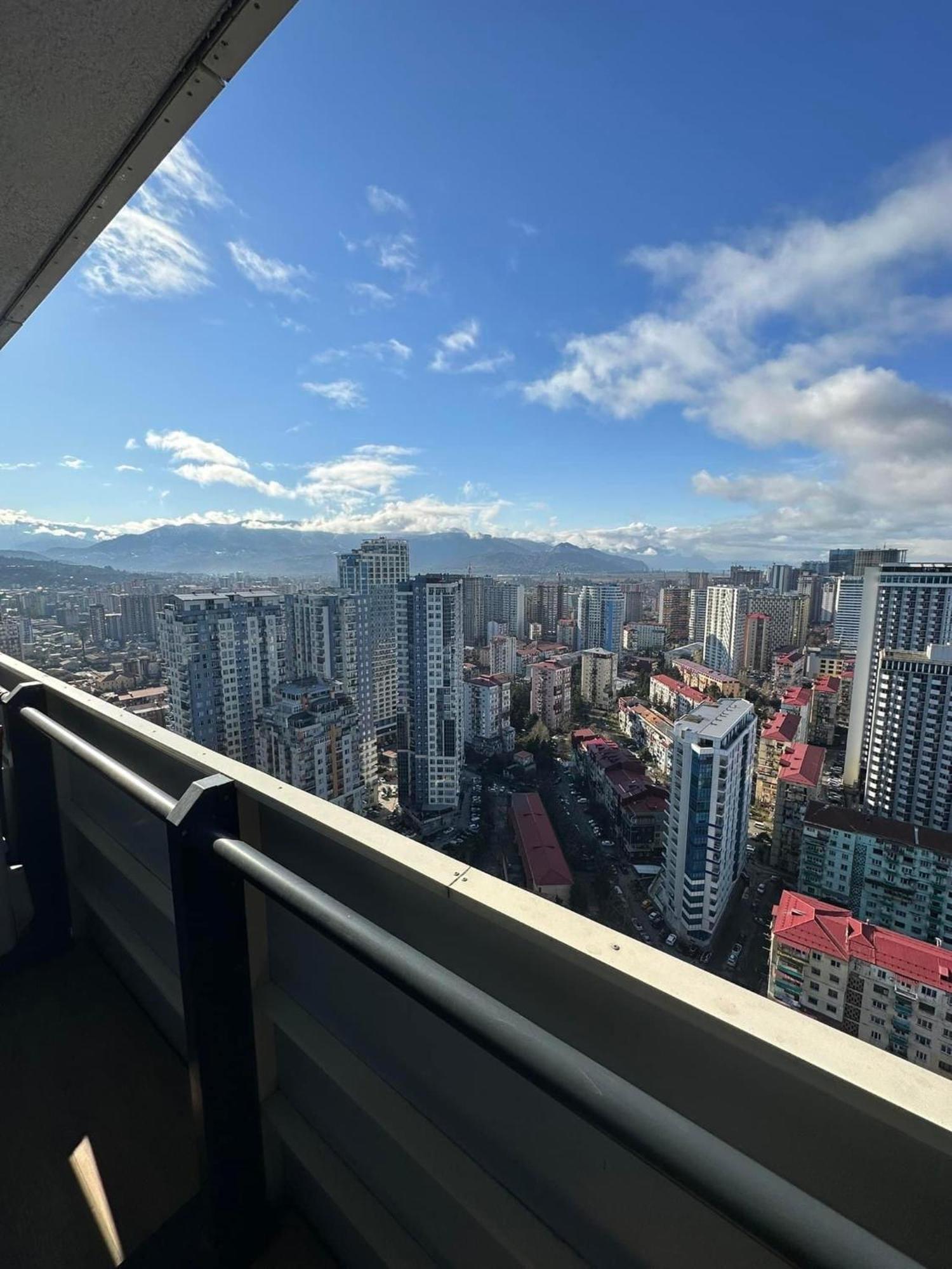 Orbi City Apartment With Sea View باتومي المظهر الخارجي الصورة