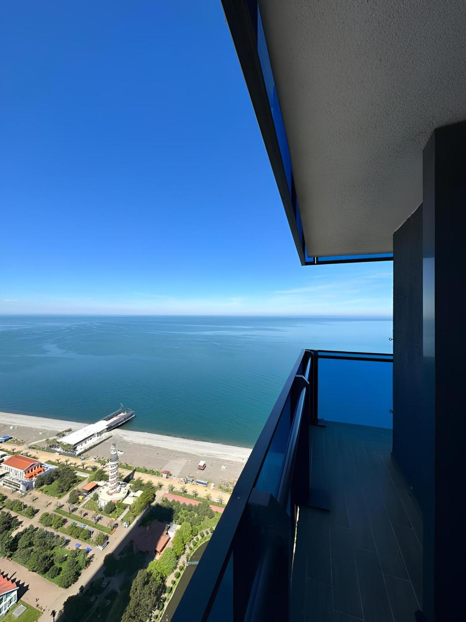 Orbi City Apartment With Sea View باتومي المظهر الخارجي الصورة